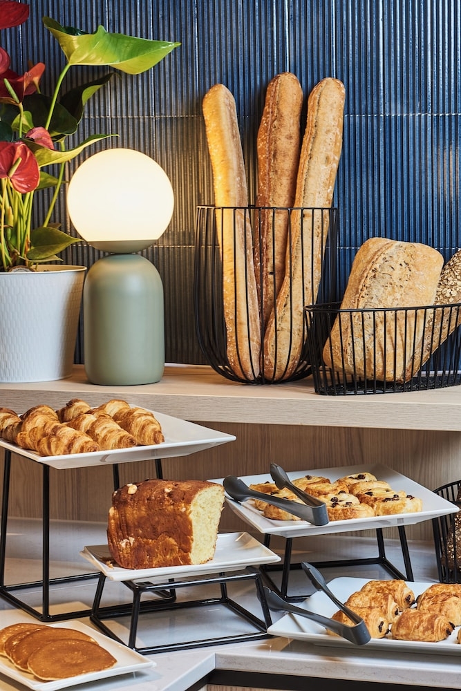 뷔페 아침 식사