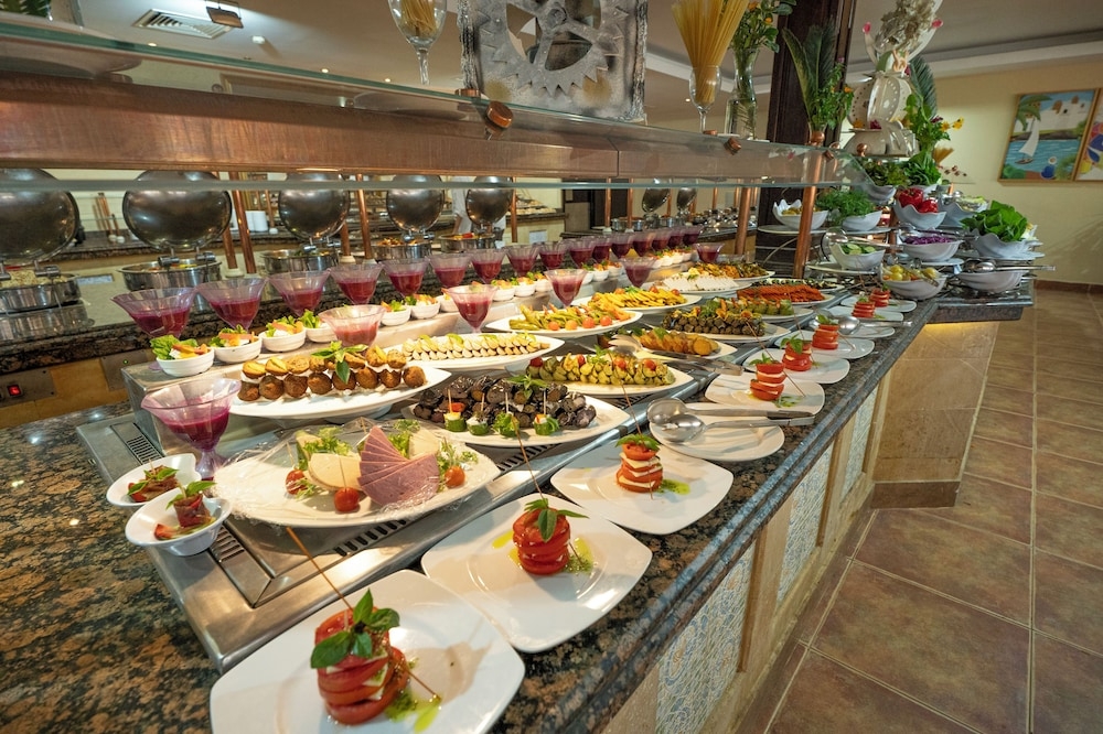 뷔페 아침 식사