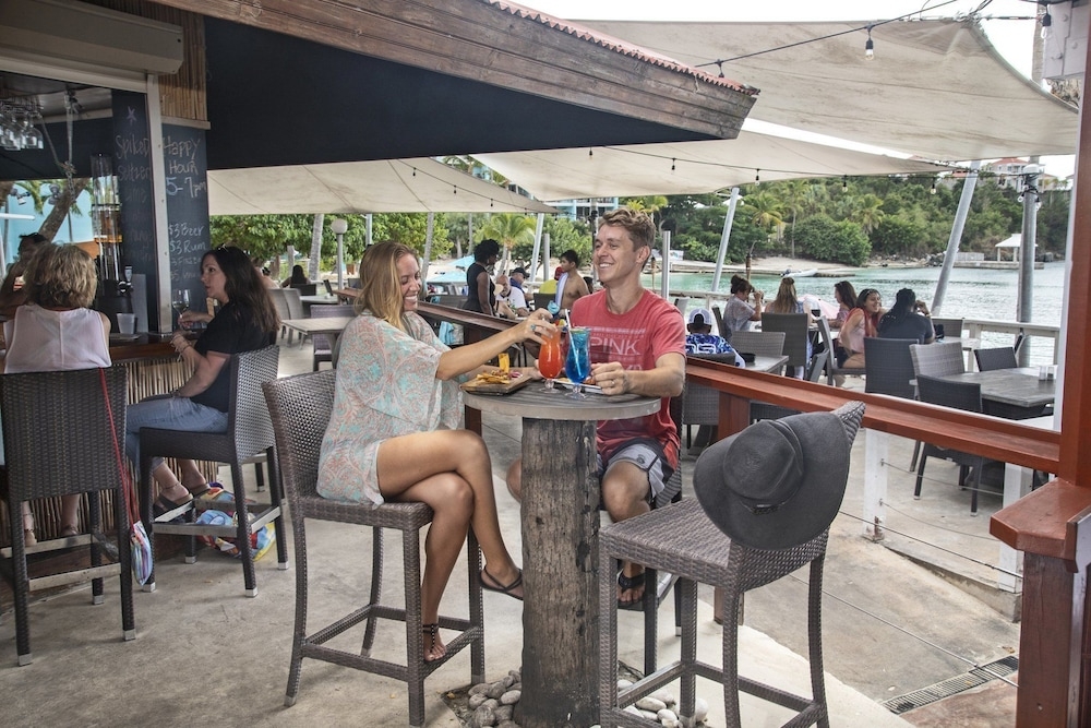 바(숙박 시설 내)