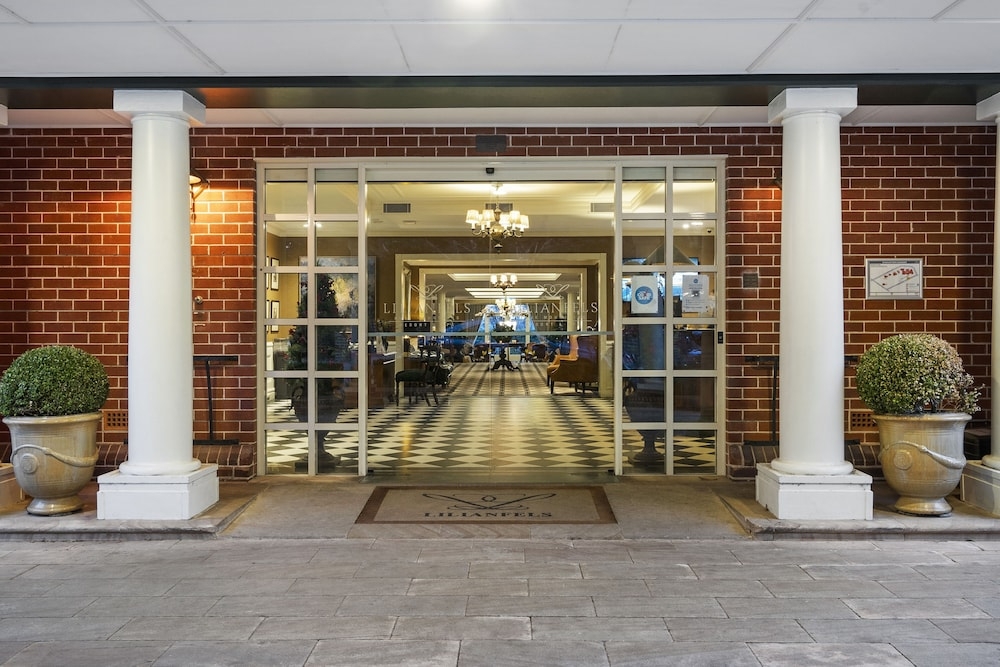 숙박 시설 입구