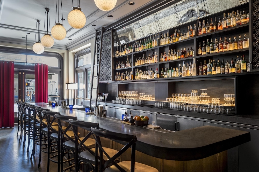 바(숙박 시설 내)