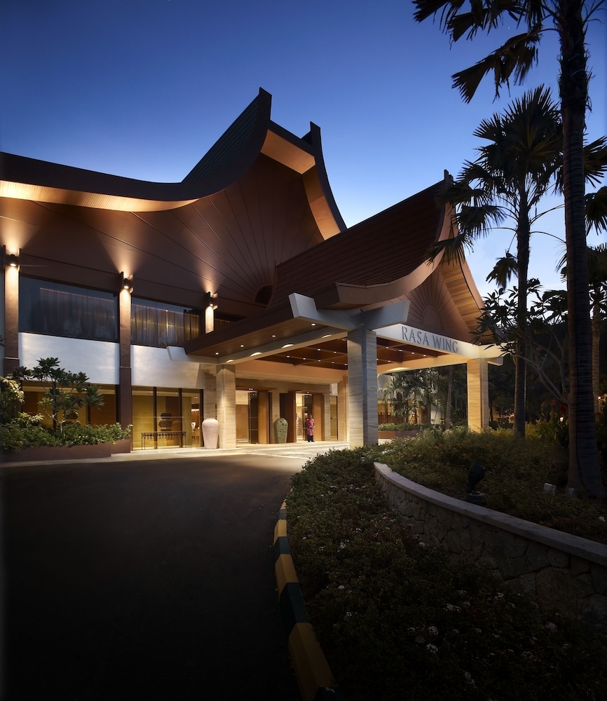 숙박 시설 정면