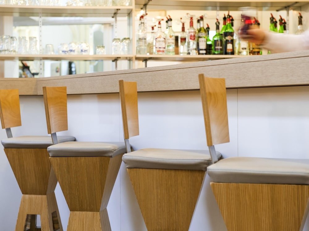 바(숙박 시설 내)