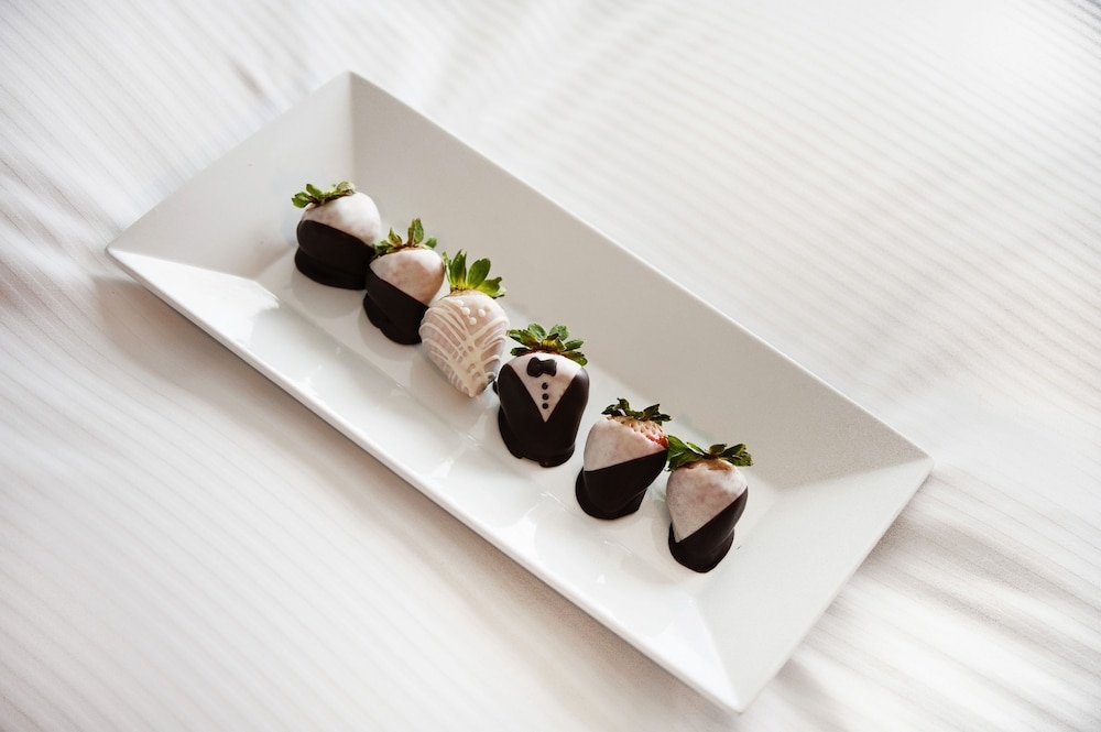 객실 내 식사 공간