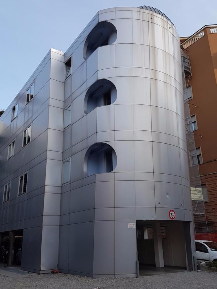 숙박 시설 정면