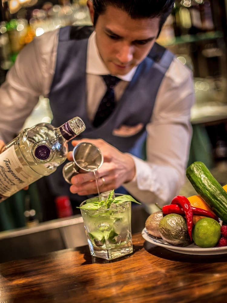 바(숙박 시설 내)