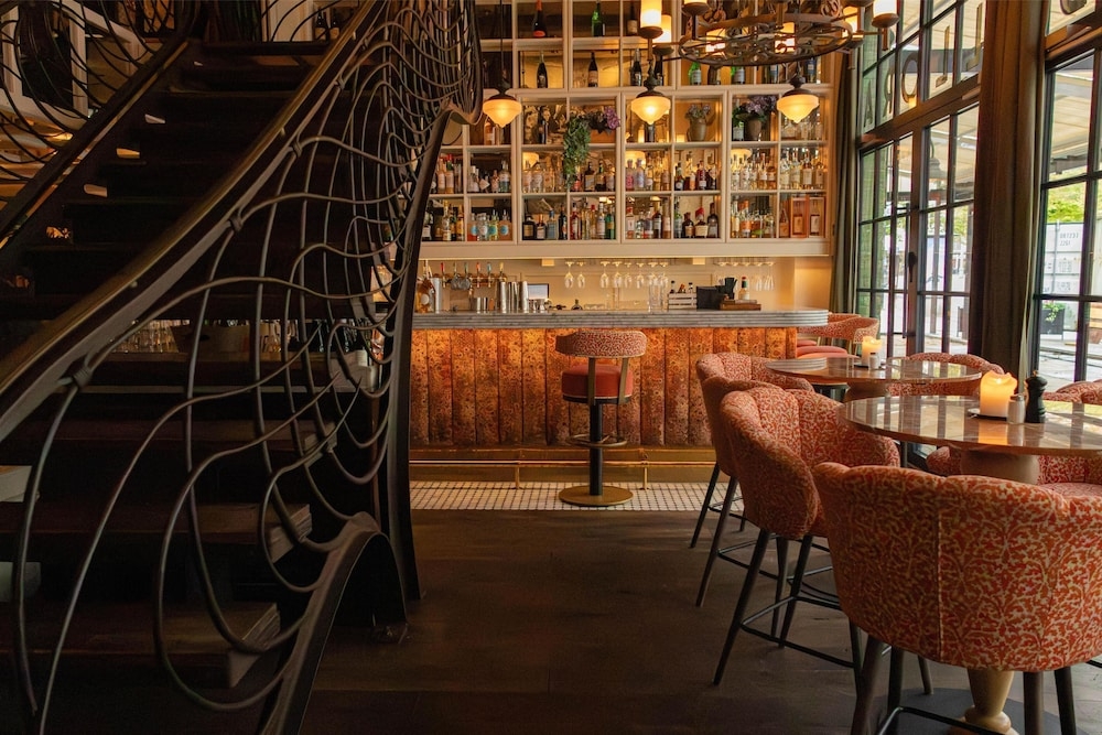 바(숙박 시설 내)