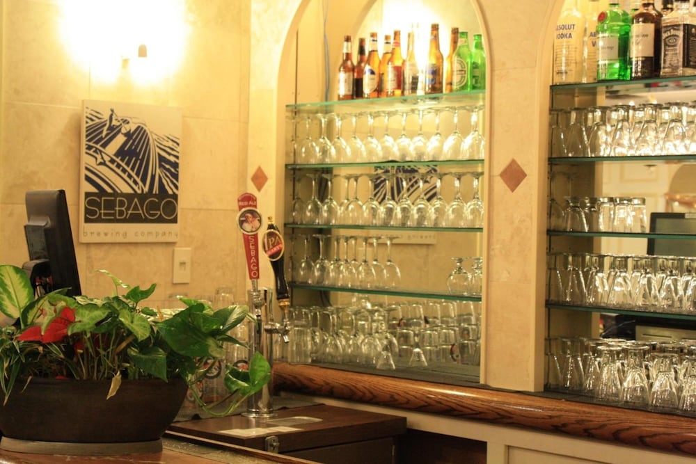 바(숙박 시설 내)