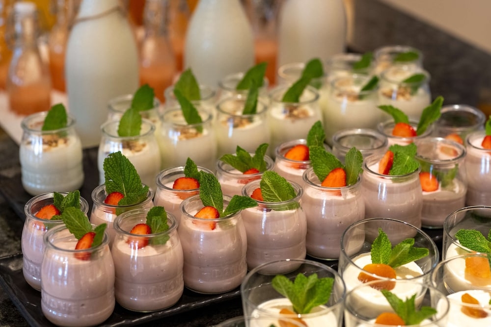 뷔페 아침 식사