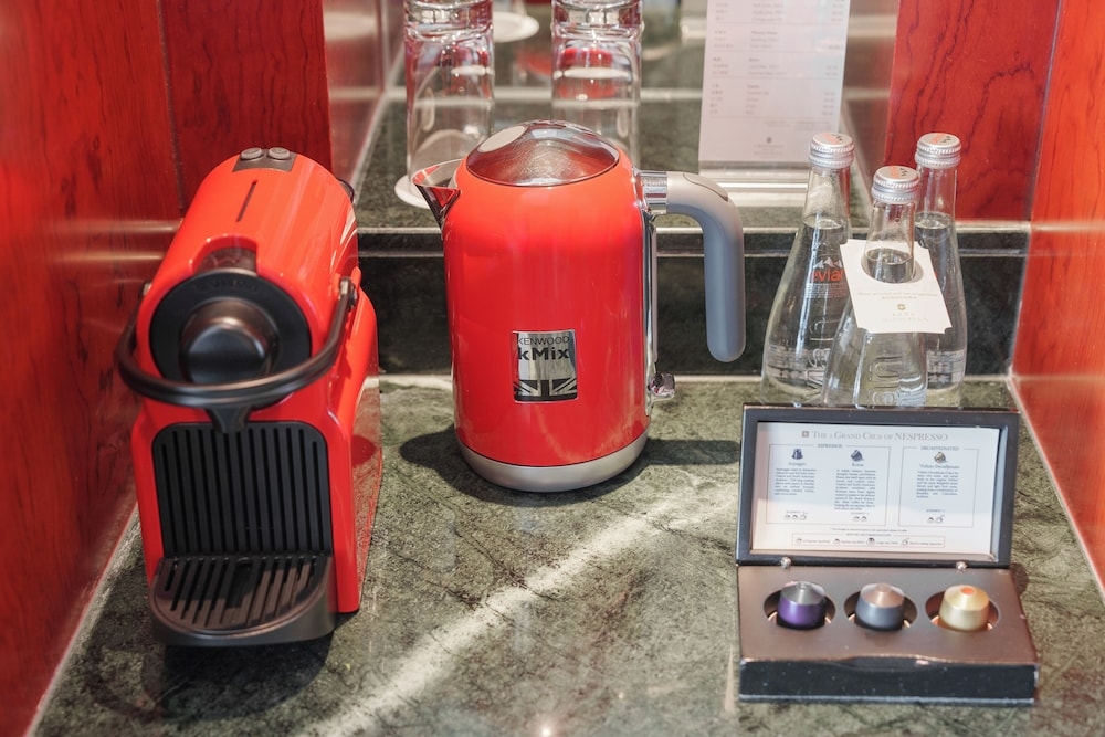 커피 및/또는 커피 메이커