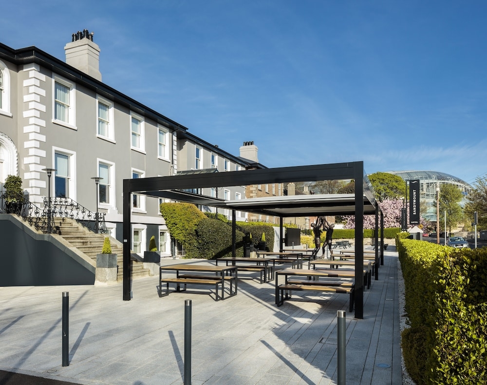 숙박 시설 정면