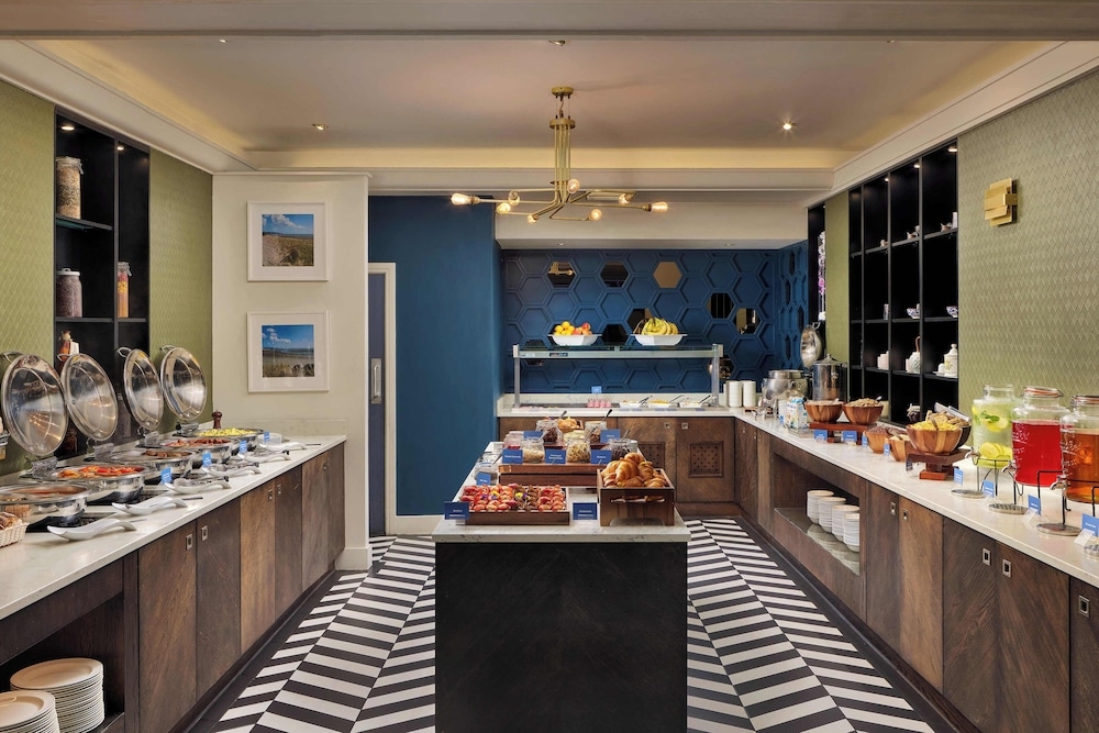 뷔페 아침 식사