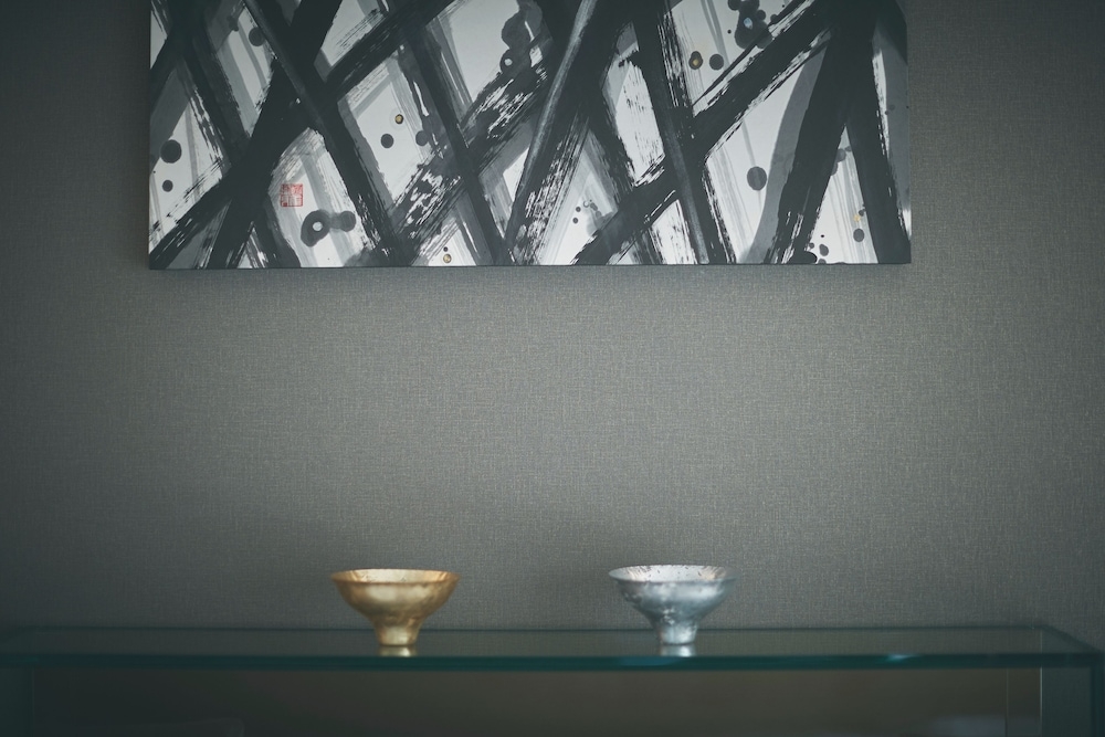 객실 내 식사 공간