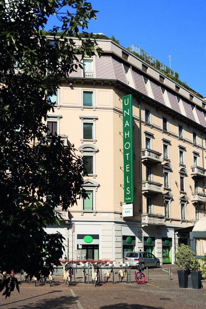 숙박 시설 정면