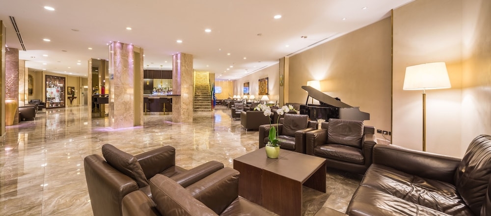 로비 좌석 공간