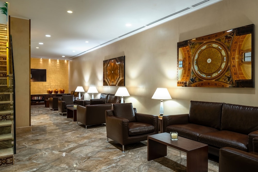 로비 좌석 공간