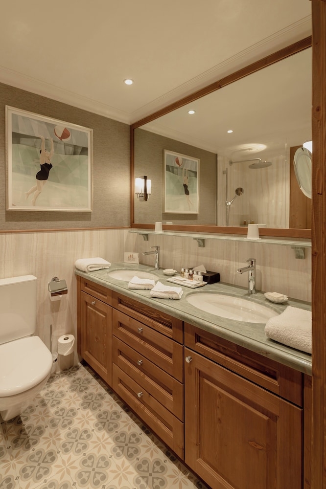 숙박 시설 내 편의 시설/서비스