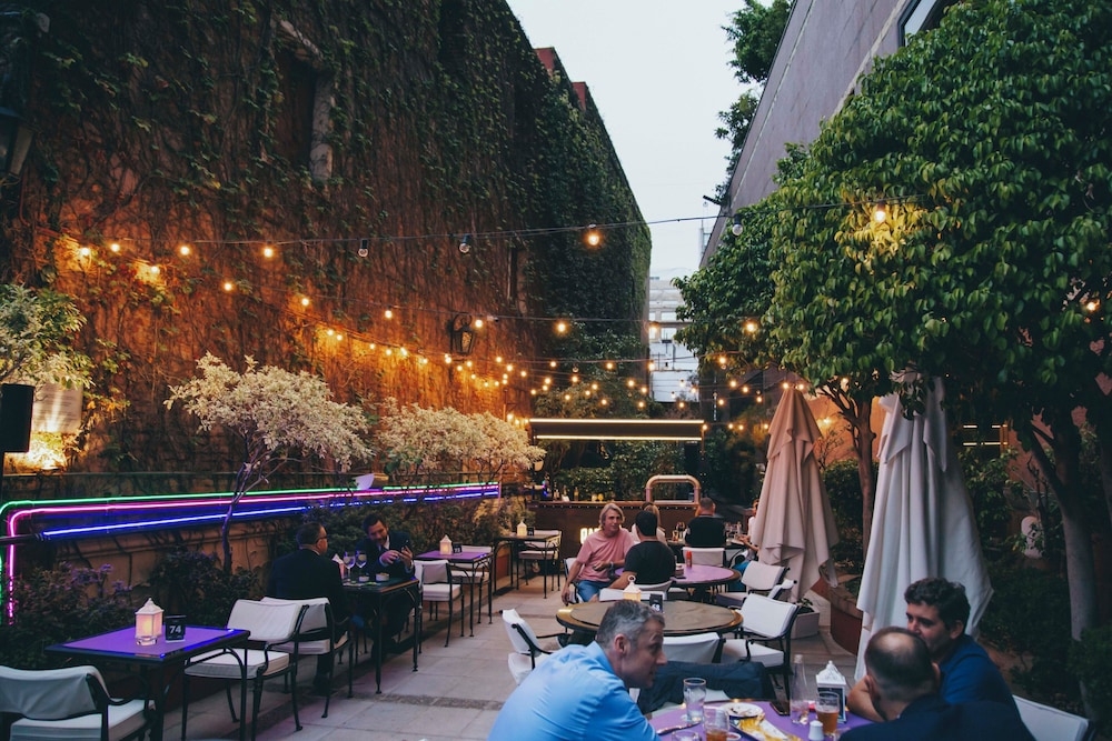 바(숙박 시설 내)