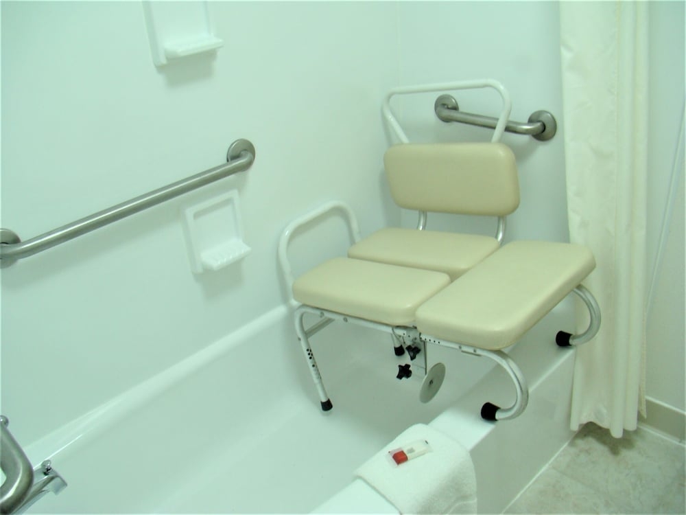 욕실 편의 시설