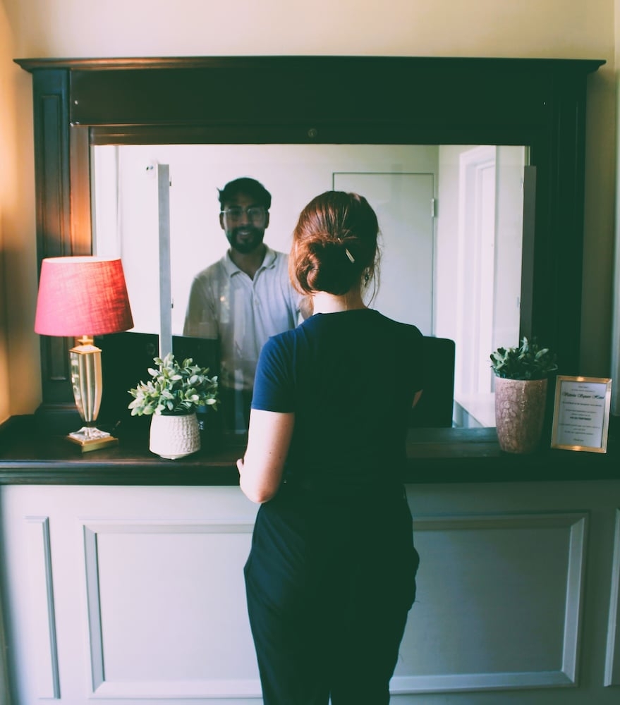 체크인/체크아웃 키오스크