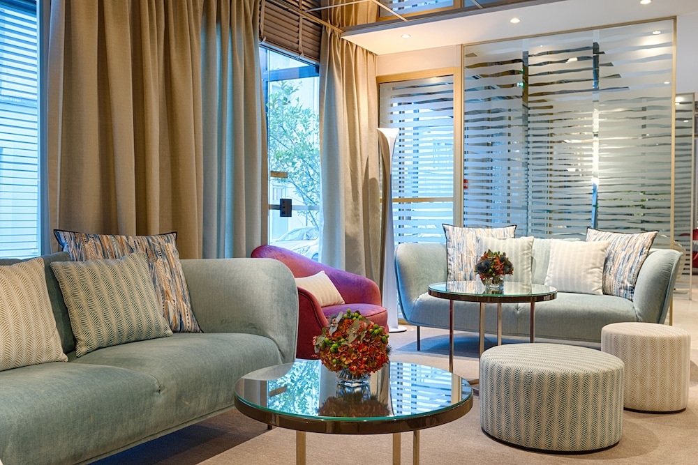 로비 좌석 공간