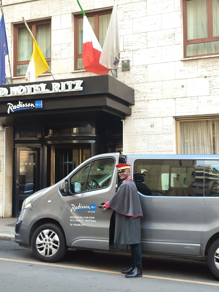 숙박 시설 내 편의 시설/서비스