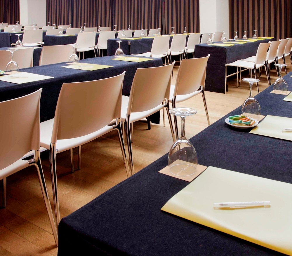 숙박 시설 내 편의 시설/서비스