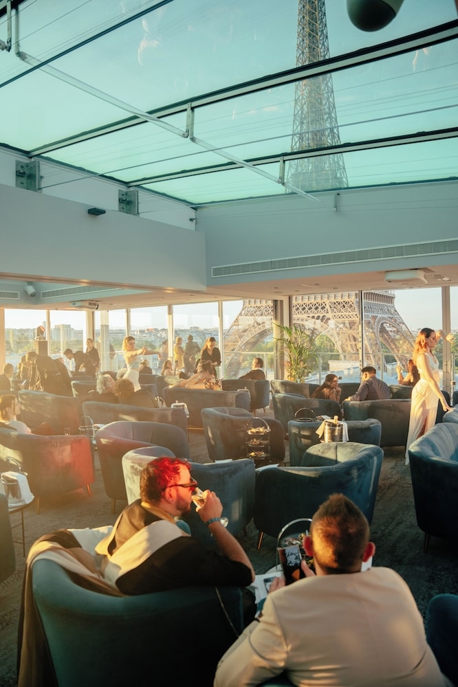 바(숙박 시설 내)