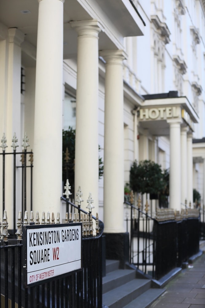 숙박 시설 정면