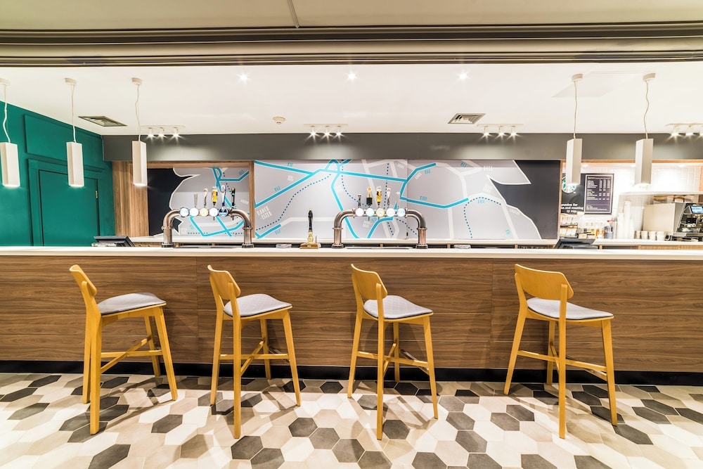 바(숙박 시설 내)