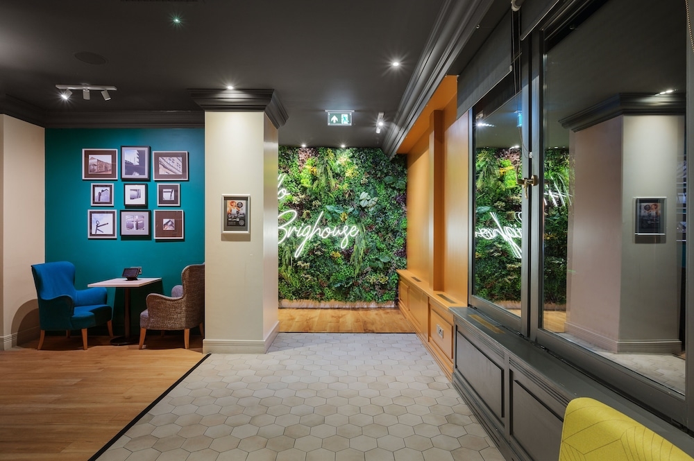 숙박 시설 내 편의 시설/서비스