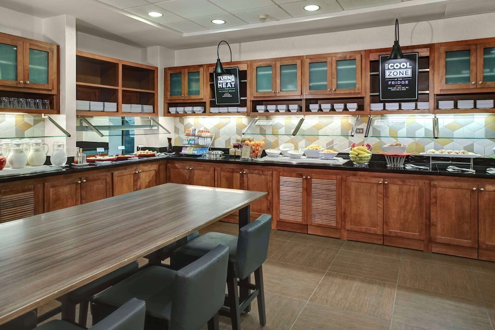 뷔페 아침 식사