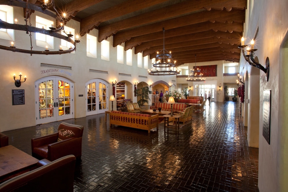 로비 좌석 공간