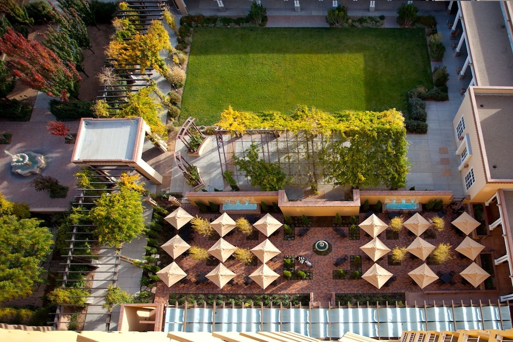 숙박 시설 구내