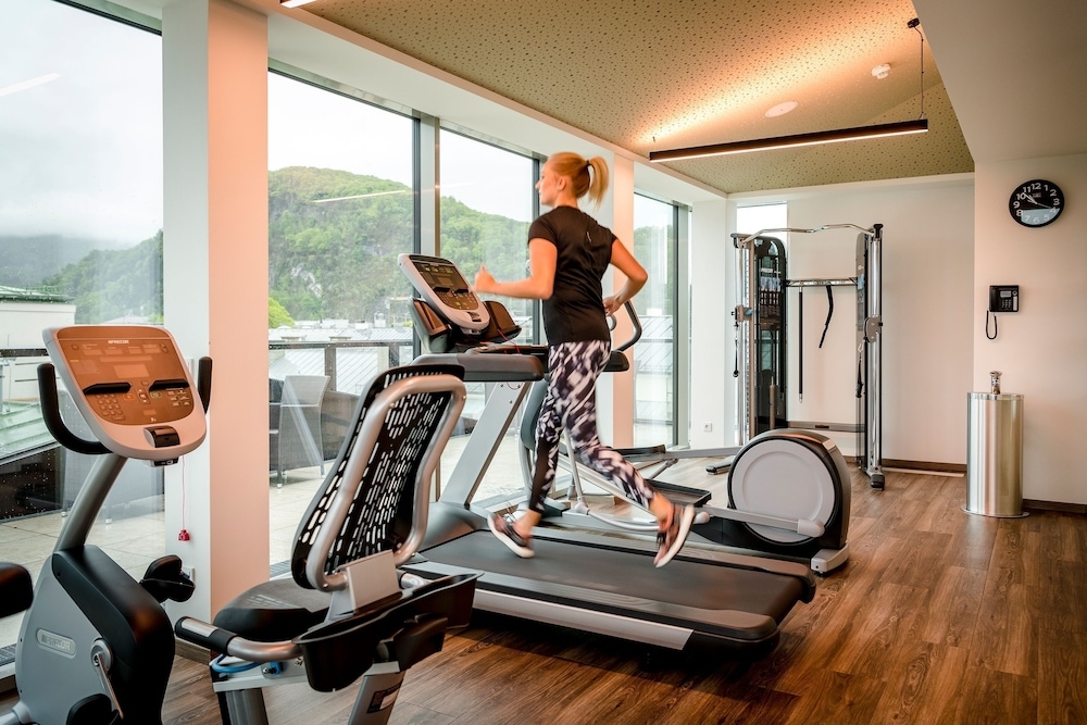 숙박 시설 내 편의 시설/서비스