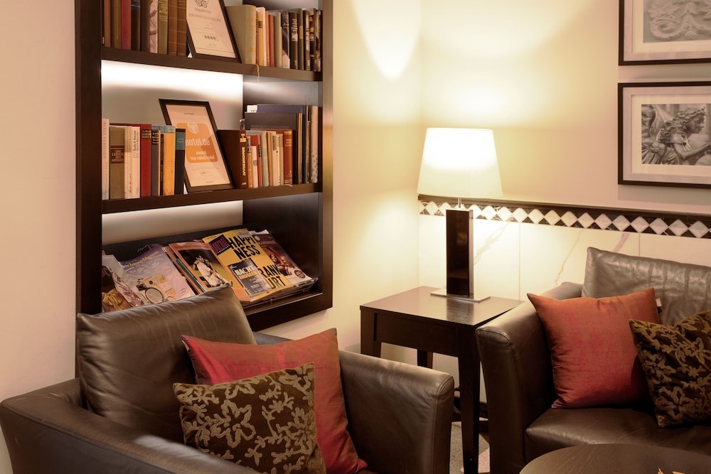 로비 좌석 공간