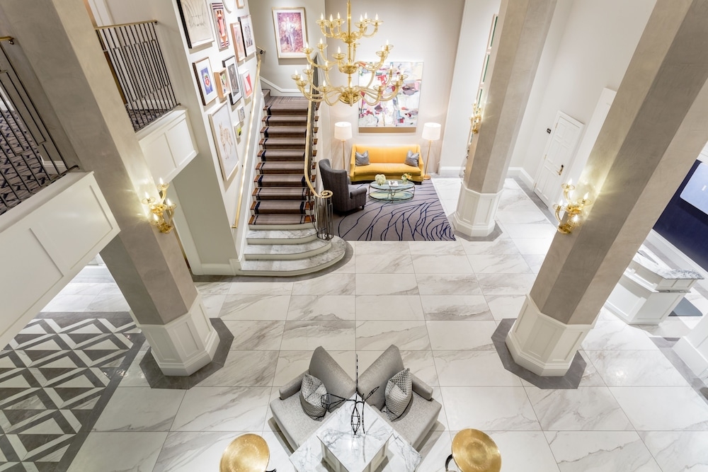 로비 좌석 공간