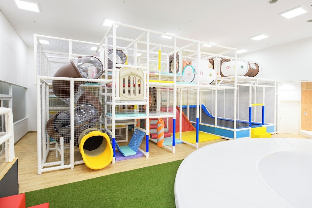 어린이 놀이 공간 - 실내