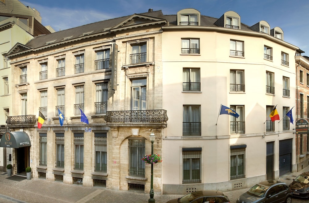 숙박 시설 정면