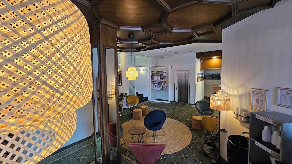 로비 좌석 공간