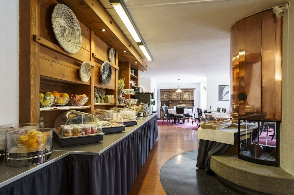 뷔페 아침 식사