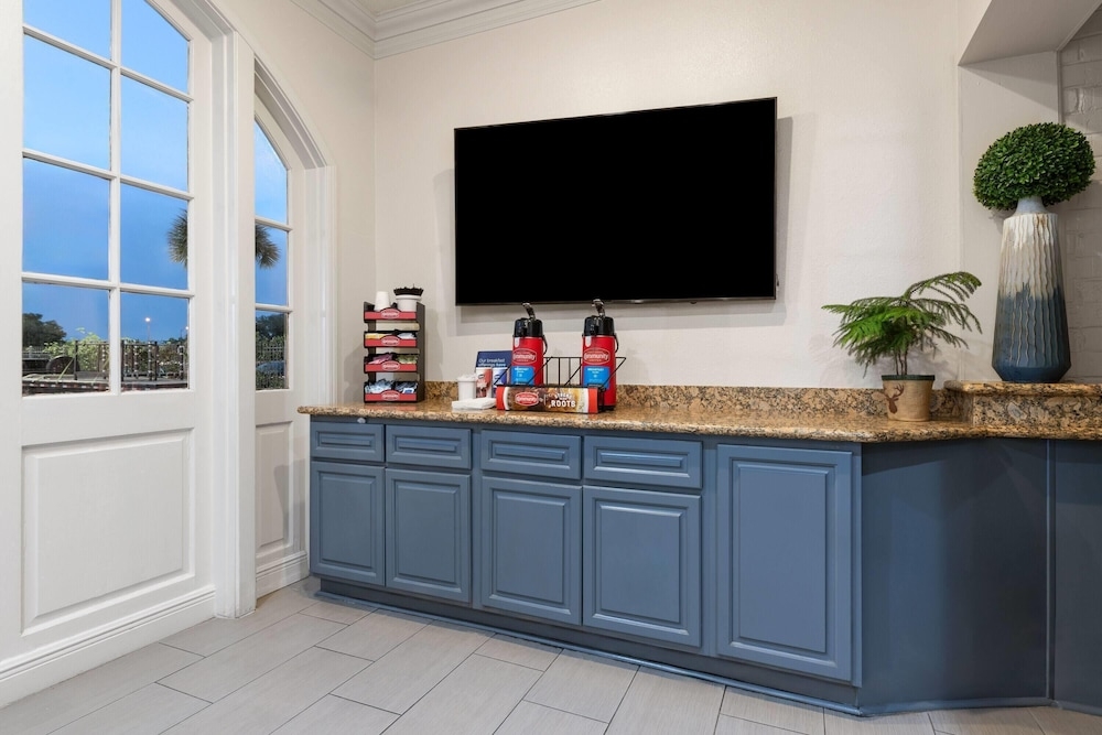 숙박 시설 내 편의 시설/서비스