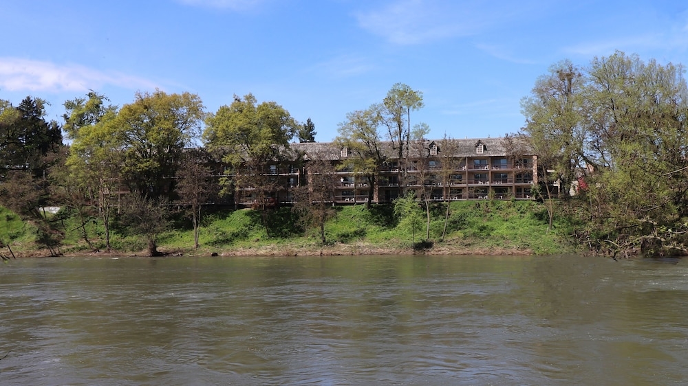 숙박 시설 정면