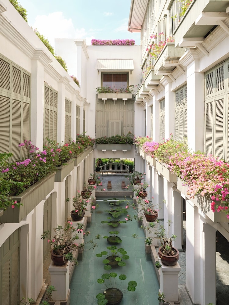 숙박 시설 구내