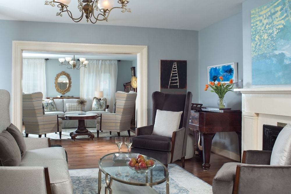 로비 좌석 공간