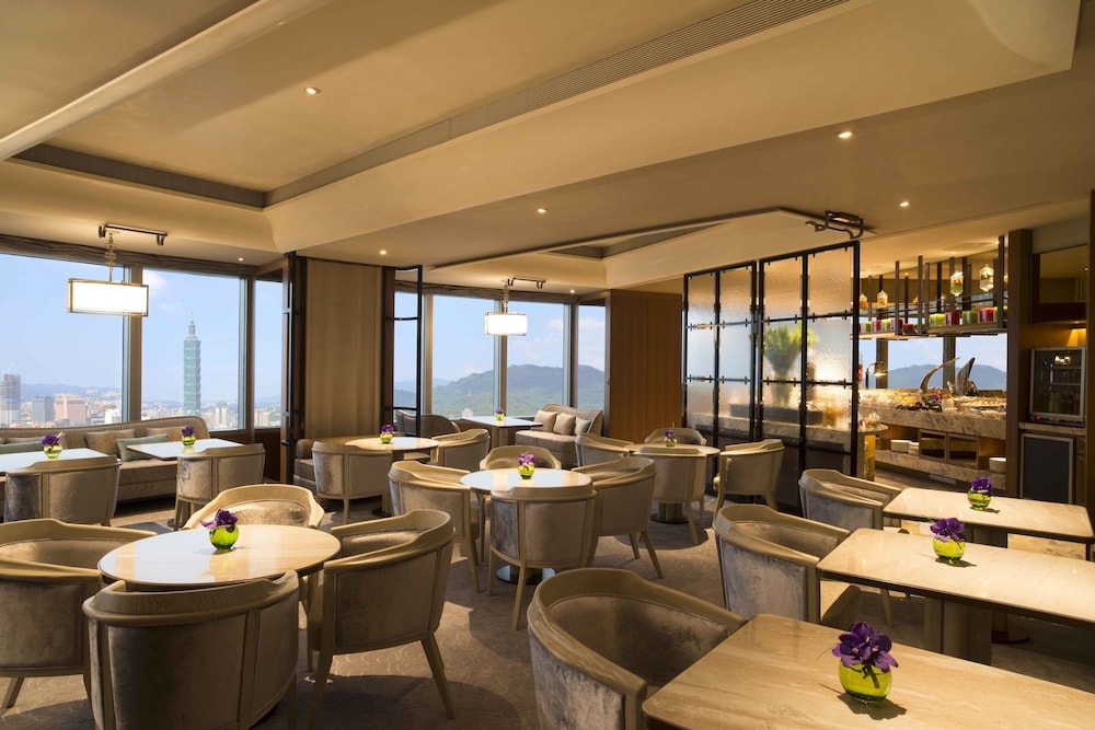 이그제큐티브 라운지