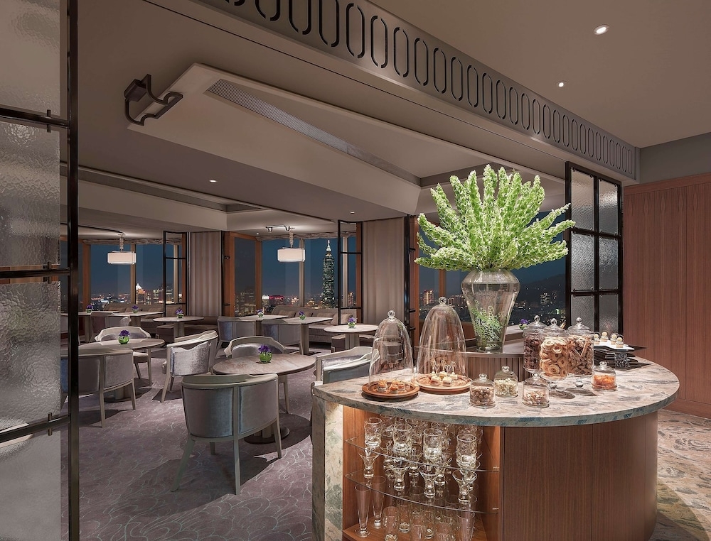 이그제큐티브 라운지