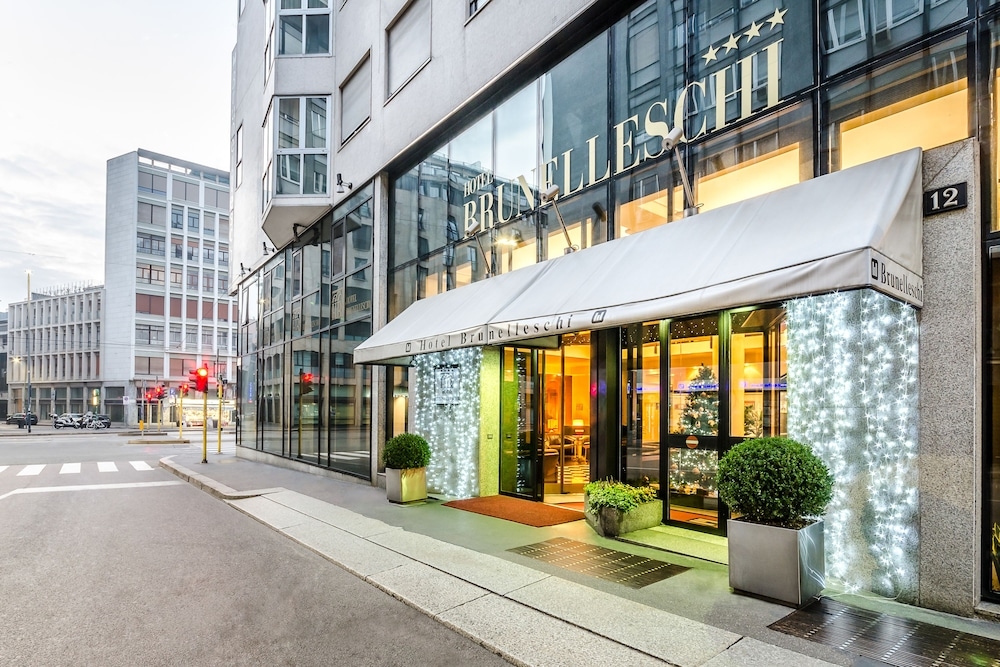 숙박 시설 입구