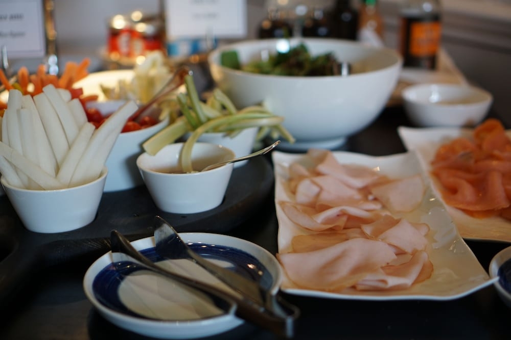 뷔페 아침 식사