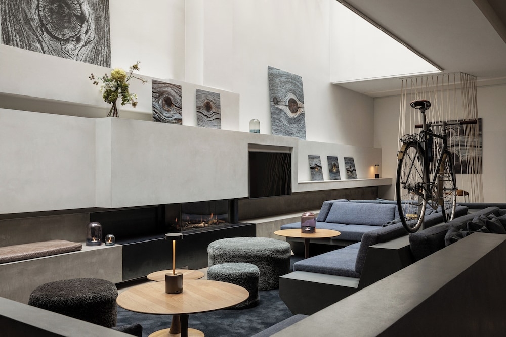 로비 좌석 공간